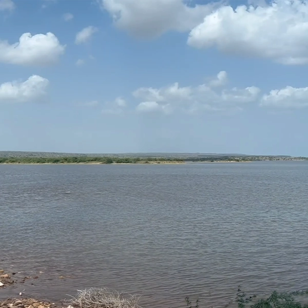 wide-view-of-sea-gulf-of-kutch-gujarat-dholavira-from-road-to-heaven-arabian-sea-stock-footage